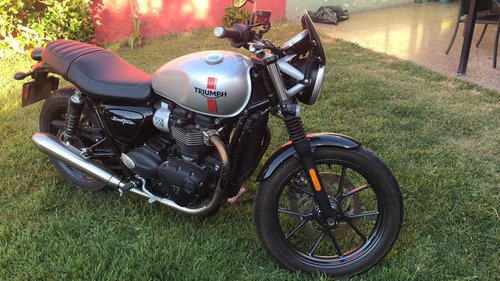 Triumph Street Twin