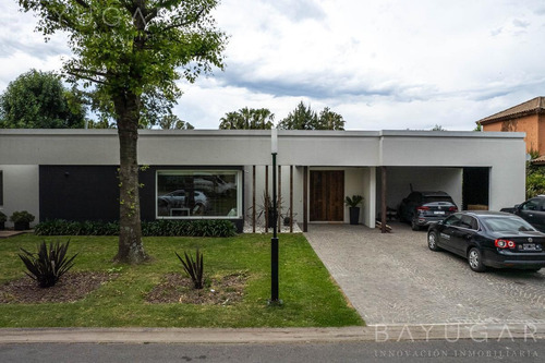 Imagen 4 de 30 de Venta - Exclusiva Casa Estilo Minimalista En La Pradera Ii - Bayugar Negocios Inmobiliarios