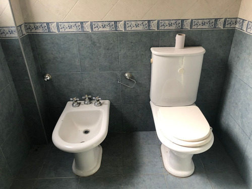 Hermosa Casa Con Pileta En Plátanos