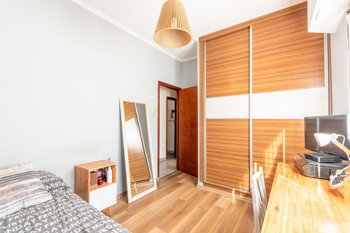 Venta Casa 4 Ambientes Con Terraza Propia, Wilde.