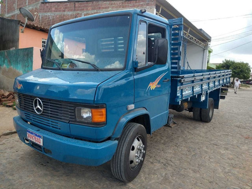 Imagem 7 de 15 de Mercedes Benz 710 Plus