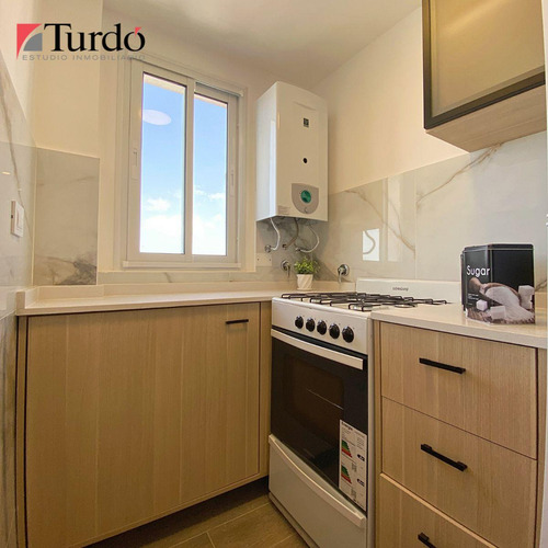 Venta Departamento 2 Ambientes En Zona Plaza Colón, Mar Del Plata.