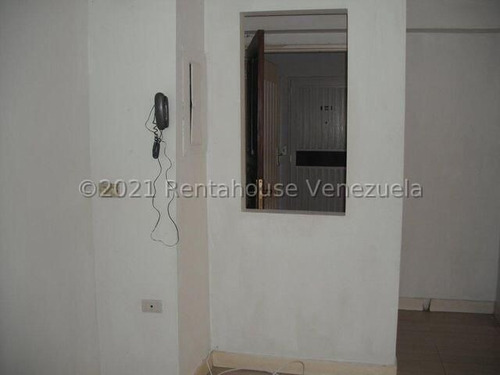 Imagen 18 de 24 de Alquilo Apto En Clnas De Los Ruices Sq-rah Mls#22-3501