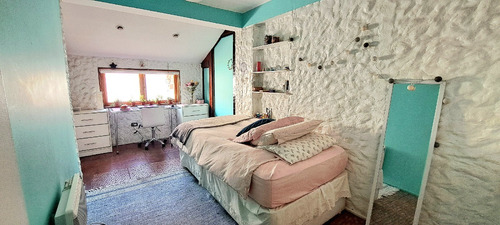 Arriendo 2 Habitaciones En Las Condes, Casa Familiar.