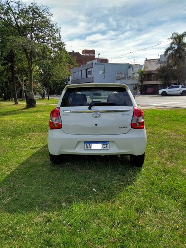 Toyota Etios 1.5 Xls 2016
