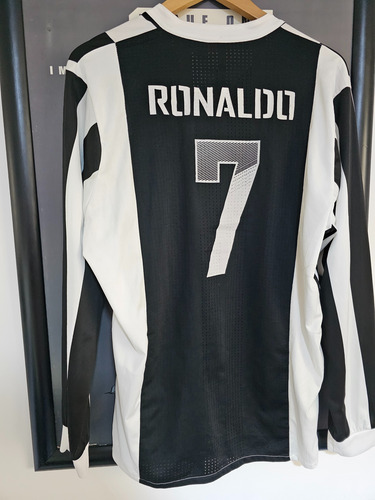 Jersey Adidas Del Juventus Temporada 2017-18 Talla Xl (Usado)