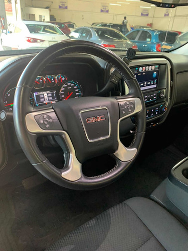 Imagen 10 de 14 de Gmc Sierra 5.4 Cab Reg At 4x4 2018