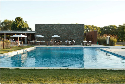 Venta Casa San Sebastian 6 Ambientes Piscina