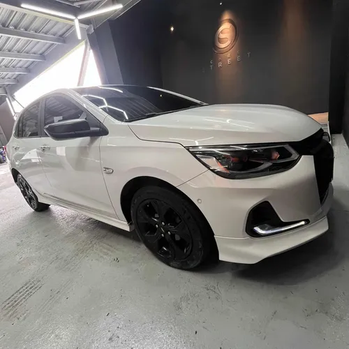 Chevrolet Onix 1.0T Premier Hatch At