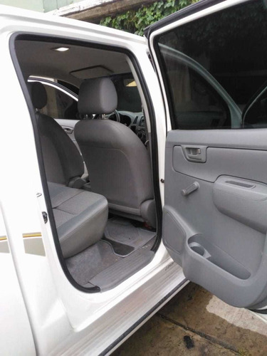 Toyota Hilux 2.5 Cab Doble 4x2 2009