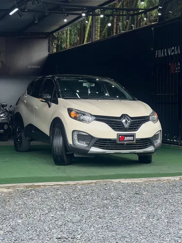 Renault Captur 2.0 Intens Automática