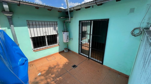 Imagen 9 de 12 de Departamento Tipo Casa En Venta En Lanus Oeste