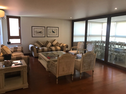 Imagen 9 de 30 de Lujoso Departamento Amoblado Las Condes