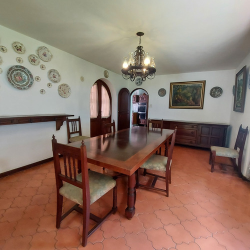 Imagen 8 de 17 de Venta De Casa En Prados Del Este