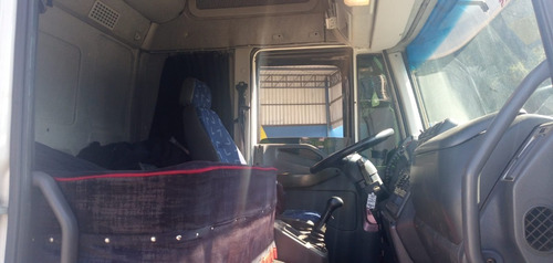 Imagem 5 de 12 de Iveco Cursor 450 E 330 T