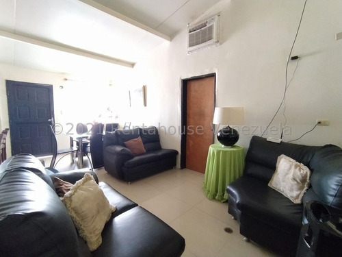 Imagen 6 de 21 de Casa En Venta Urb. El Bosque En Cagua Puo22-7071