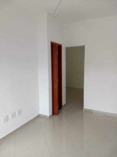 Sobrado À Venda, 2 Quartos, 1 Vaga, Vila Ré - São Paulo/sp - 656