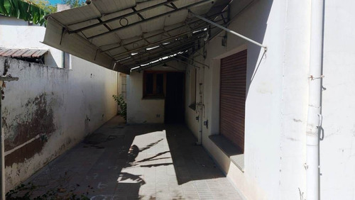 Casa Centrica En Alquiler Y/o Venta En #trenquelauquen