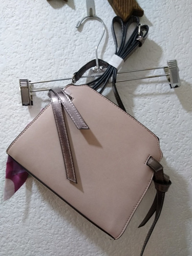 Imagen 2 de 3 de Bolsa Mariconera Rosa Elegante