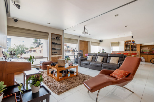 Departamento En Venta En Lomas De Bezares
