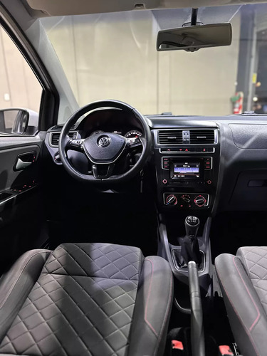 Volkswagen Suran 1.6 Highline Msi 110cv