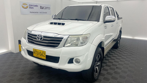 Imagen 1 de 25 de Toyota Hilux 3.0 Srv