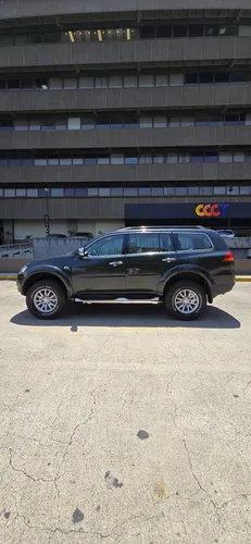 Mitsubishi Montero Sport