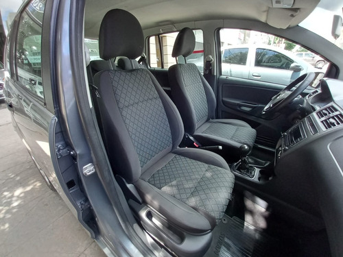 Volkswagen Suran 1.6 Trendline Pro.cre.auto
