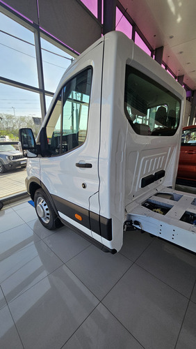 Ford Transit 2.0 Chasis 470E