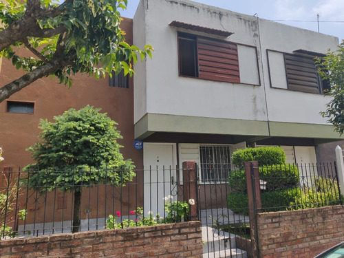 Imagen 1 de 10 de Casa En Venta En Barrio Policial Edificio 36