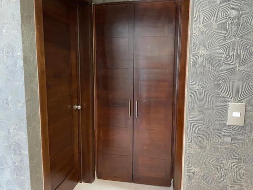 Imagen 14 de 27 de Elegante Y Lujoso Apartamento Amueblado A Estrenar En Piantini