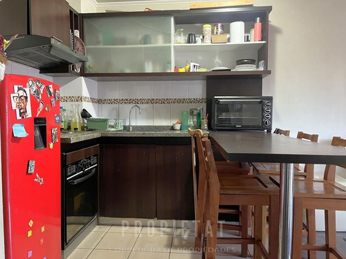 Venta Depto. Vicuña Mackenna 2d 1b 1e 1bod Metro Carlos Vald