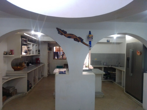 Imagen 4 de 15 de Casa En Venta Con Local Comercial La Vega