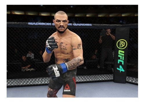 UFC 4 Standard Edition Electronic Arts PS4 Físico