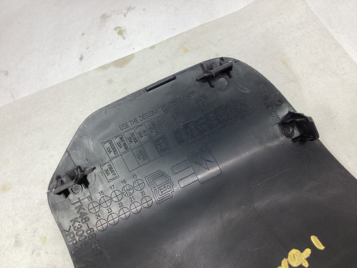 Tapa De Caja Fusibles Mazda Cx-9 I Grand Touring 2.5t 2020 (Usado)