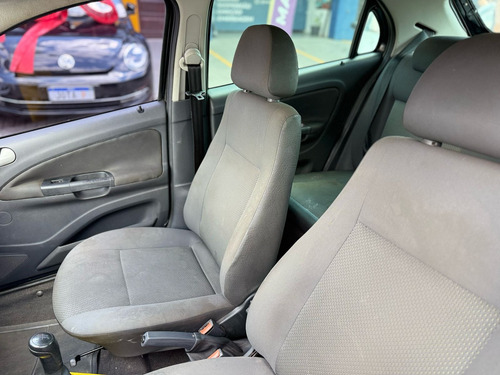 Volkswagen Gol 1.6 Vht Power Total Flex 5p