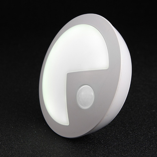 Imagen 2 de 6 de Lampara Led Velador Sensor Movimiento Pacman