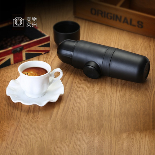 Cafetera Portátil Pequeña Máquina De Mano Operada A Presión