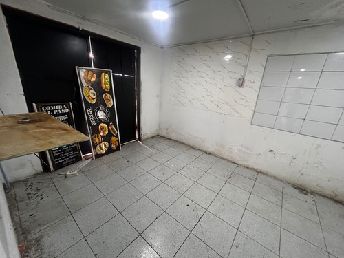 Casa Subsidio, 2 Dorm, 1 B, 2 Estacionam (73197)