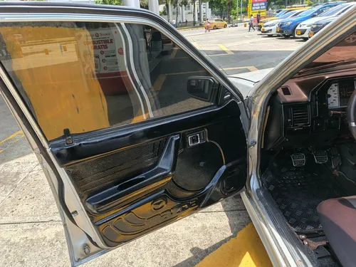 Mazda 323 1.3 Ns 4 p