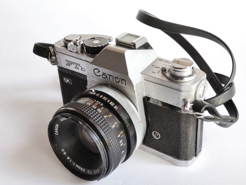 Câmera Fotográfica Analógica Canon Ftb Com Objetiva 50mm