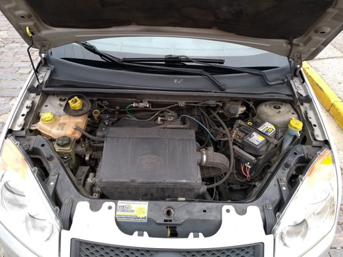 Imagem 6 de 10 de Ford Fiesta 1.6 Flex 2009 (class)