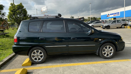 Imagen 10 de 25 de Kia Carens Lx