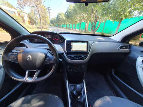 Peugeot 2008 1.6 Allure 2017