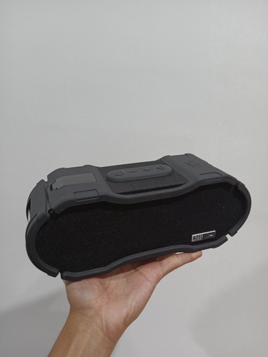 Altec Lansing Imw778 Omni Ultra Jacket Bluetooth Speaker (Usado)