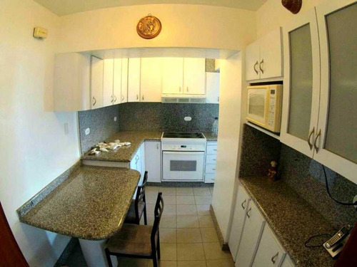 Imagen 4 de 8 de Vendo Apto 175m2 4h/4b/2p Los Naranjos 4640