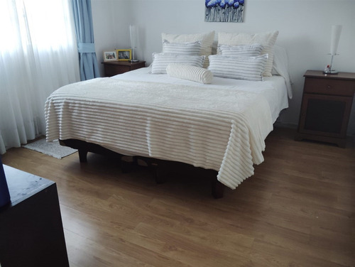 Casa En Venta De 3 Dorm. En Ñuñoa