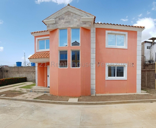 Imagen 4 de 11 de Se Vende Hermosa Casa En Coro 04122183505 Mary Davalillo