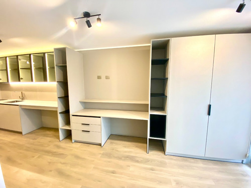 Arrienda Moderno Studio En Las Condes