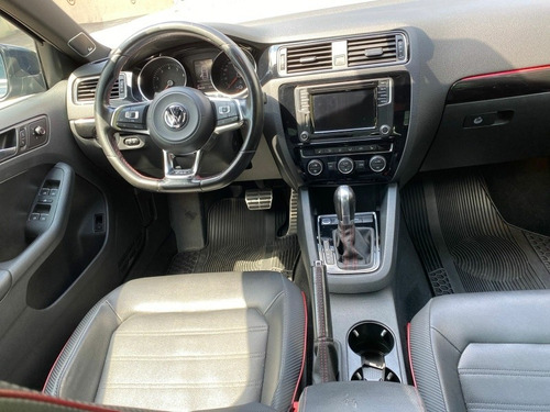 Imagen 6 de 14 de Volkswagen Jetta 2016 2.0 Gli Credito